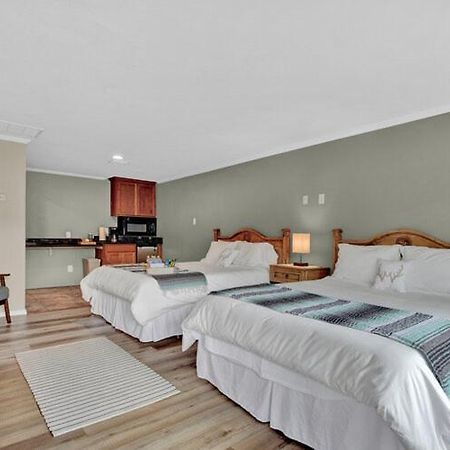 Maven'S Inn & Grill Canyon Lake Dış mekan fotoğraf